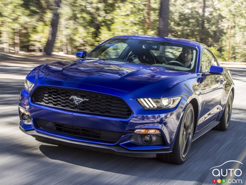 Ford Mustang EcoBoost Fastback Coupe