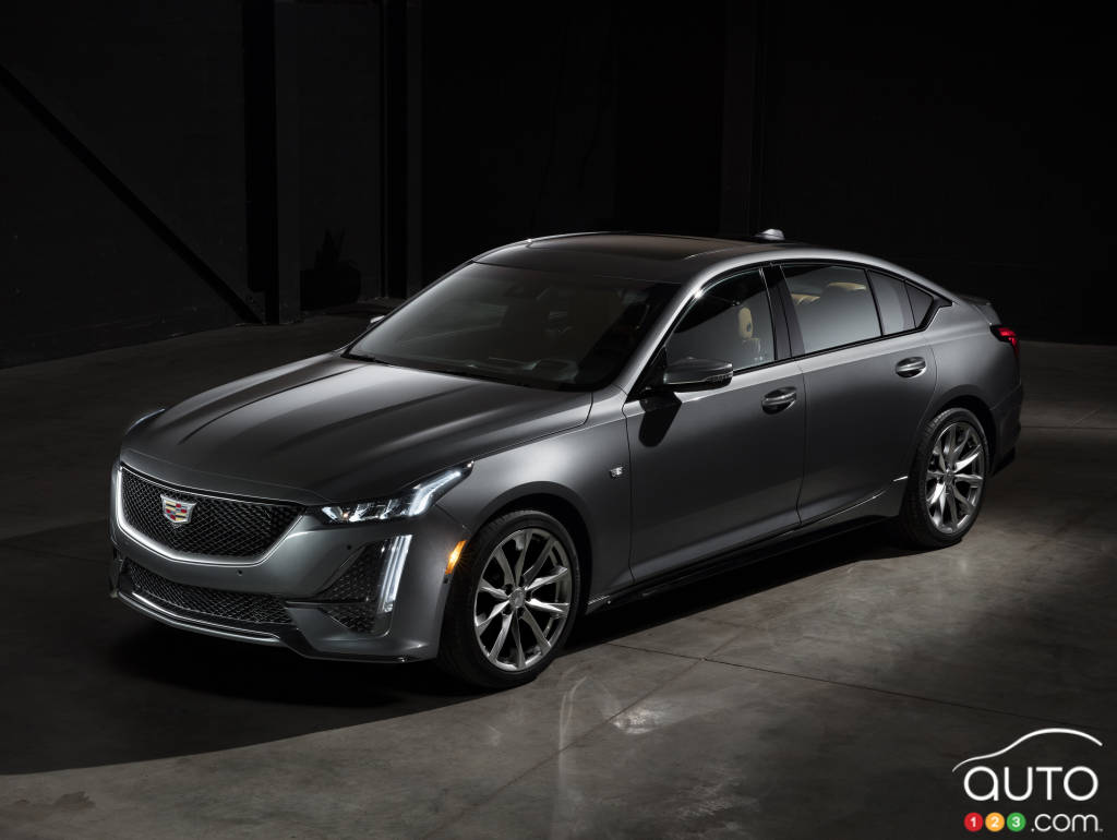 2020 Cadillac XT5 Sport