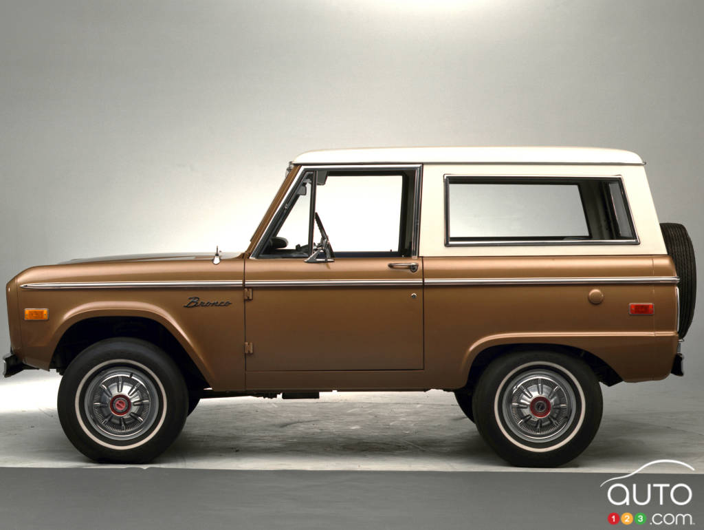 Ford Bronco Wagon 1966