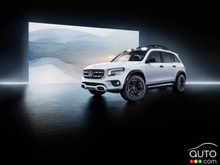 Shanghai 2019: Mercedes-Benz Presents its Concept GLB