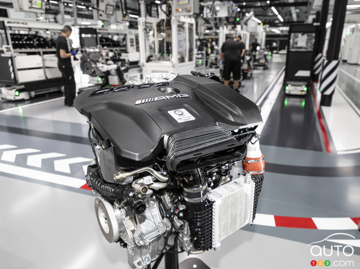 A New 416-hp 4-Cylinder Engine Unveiled By Mercedes-AMG