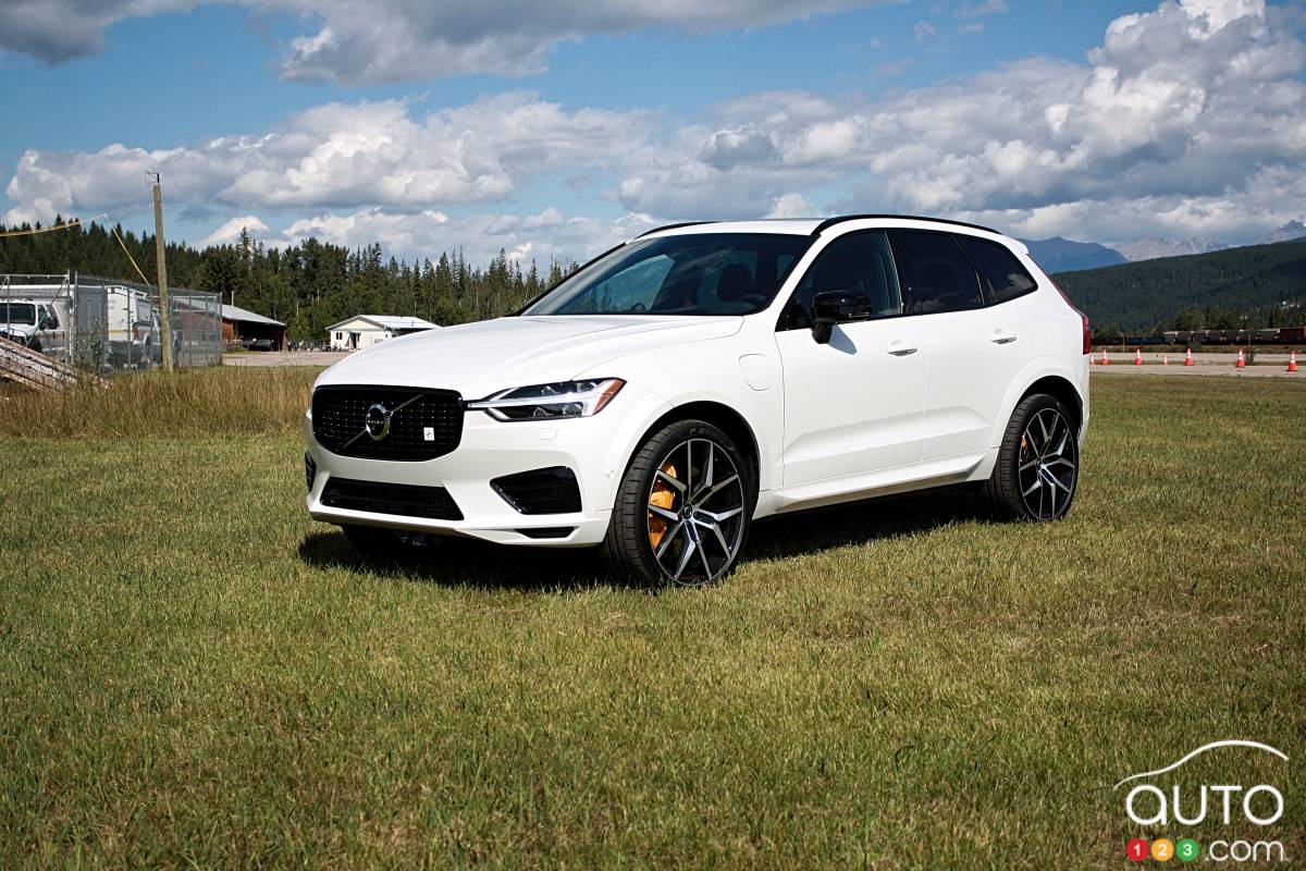 First Drive of the 2020 Volvo XC60 T8 Polestar Engineered: Summitting