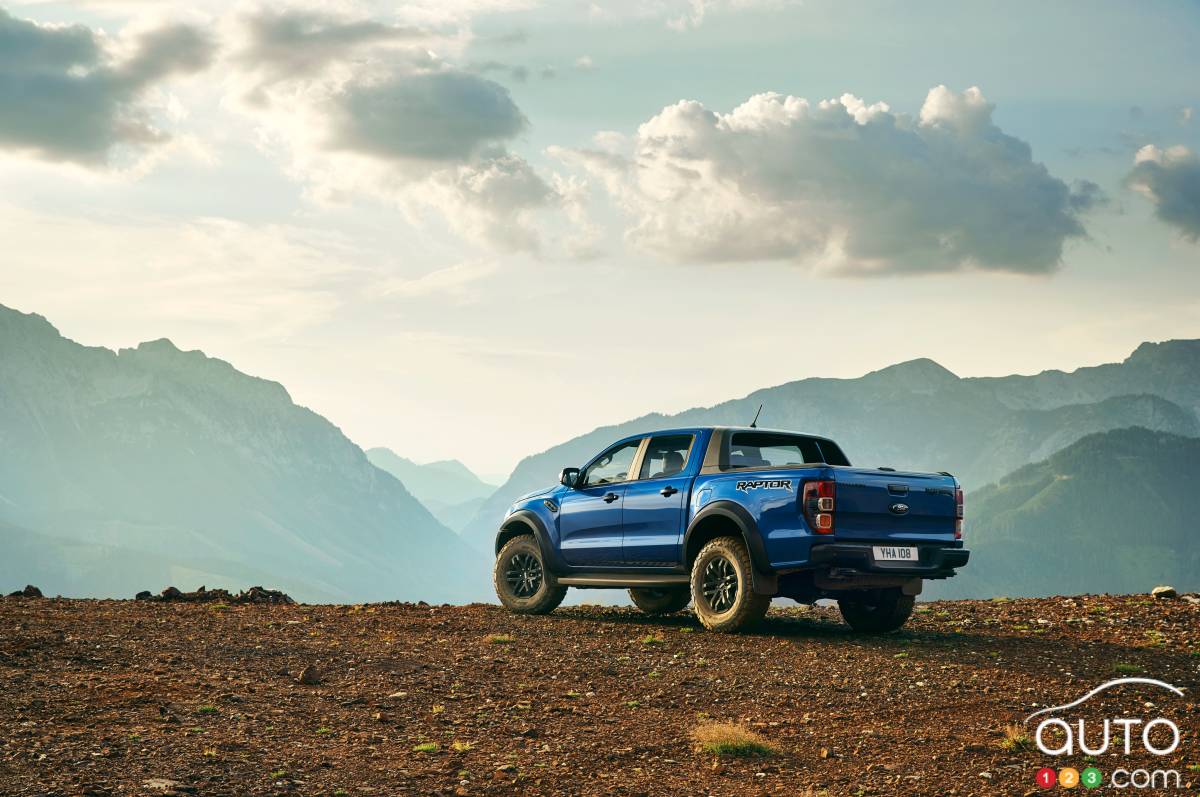A Ford Ranger Raptor with V8 engine? Yes, But Not Here