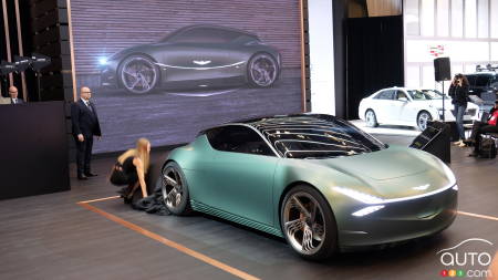 Montreal 2020: Genesis Debuts Mint Concept in Canada… and Promises an EV by 2021