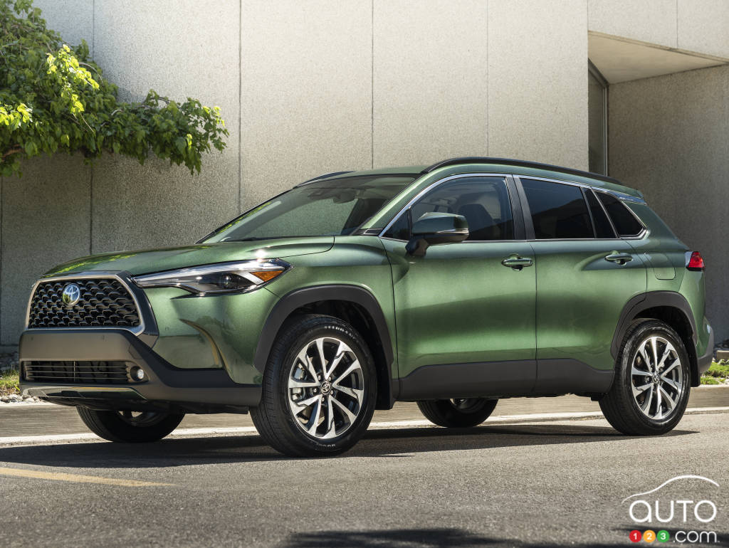 2022 Toyota Corolla Cross XLE