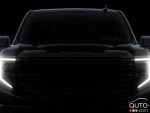 GMC Will Introduce a Redesigned 2022 Sierra on October 21st