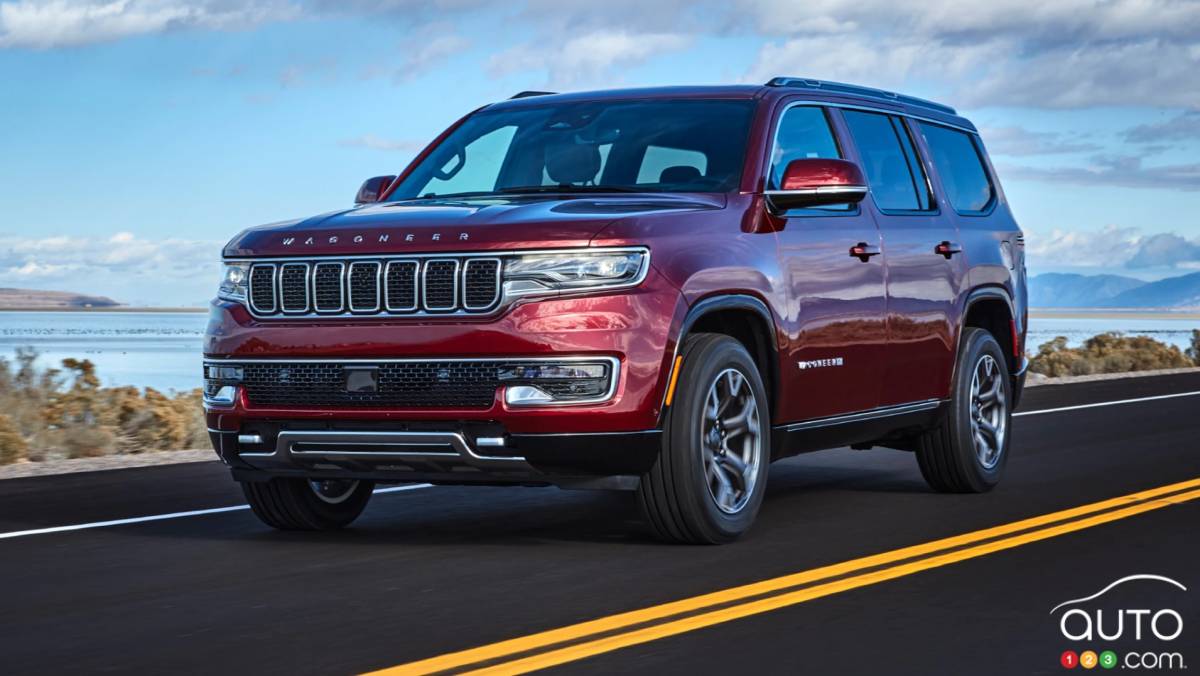 Jeep Presents 2022 Wagoneer SUV, “Little” Brother to the Grand