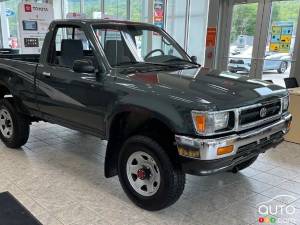 Up for Auction: A 1993 Toyota Pickup with Only 135 km on It