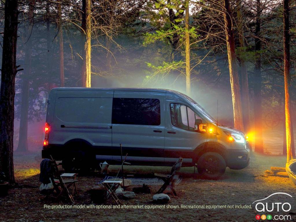 Ford Transit Trail 2023