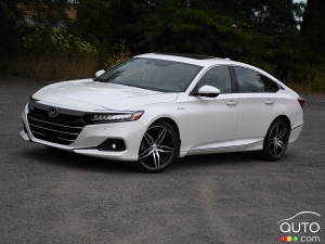 2022 Honda Accord Hybrid Review: Why the Lack of Consumer Love?