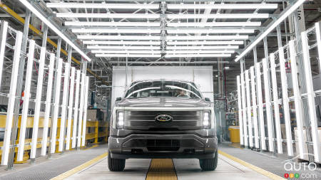 2023 Ford F-150 Lightning: Ford Boosts Production