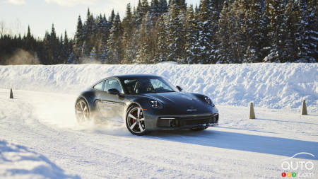 Porsche Ice Experience 2023 : la maîtrise des conditions hivernales canadiennes 101