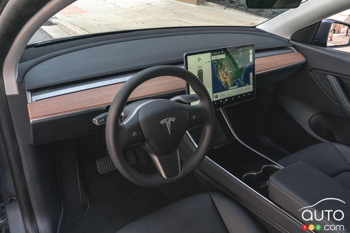 Tesla Model Y - Position de réglage du volant – TALSEM