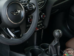 Mini Latest to Confirm It's Dropping the Manual Gearbox