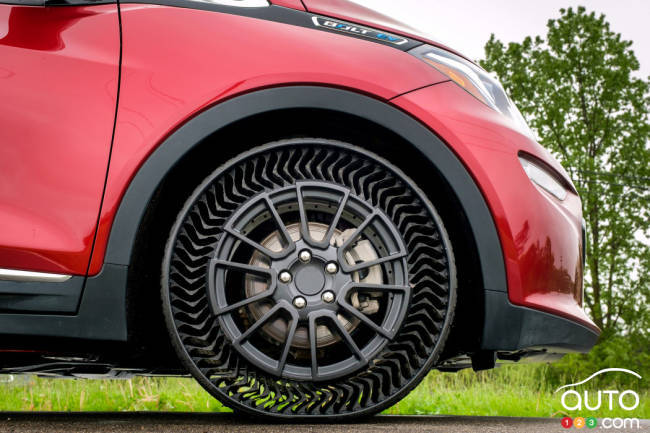 Chronique Techno, La technologie au secours des pneus pour véhicules  électriques