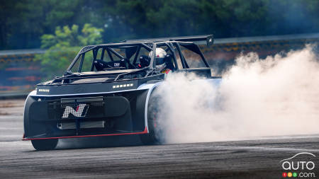 Hyundai Debuts RN24 Electric Concept, Its New ‘Rolling Lab’