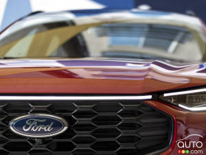 Ford Sees Net Profit fall 26 Percent in Third Quarter