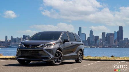 2025 Toyota Sienna Starts at $51,220 in Canada