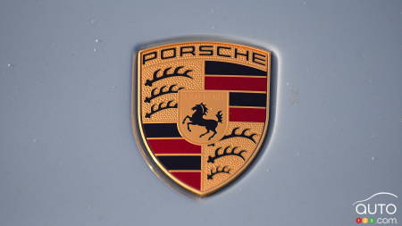 Porsche to Continue Developing Gasoline Engines