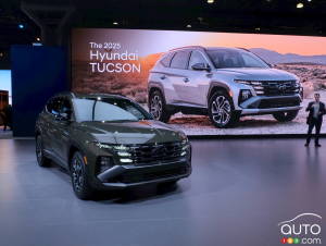 New York 2024 : les Hyundai Tucson et Santa Cruz 2025 redessinés et mis à jour font leurs débuts