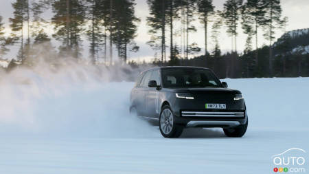 Land Rover partage les premières images de son Range Rover électrique