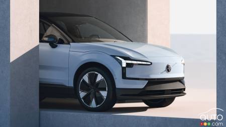 Volvo to Offer an EX60 on a New EV Platform, as Early as 2026