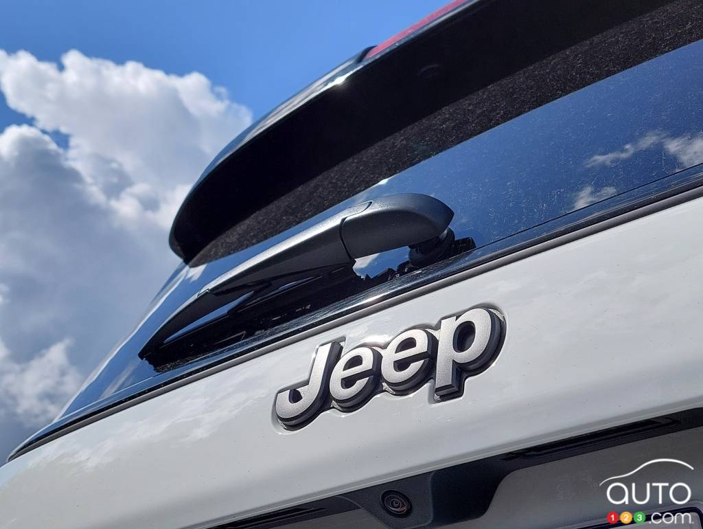 Jeep badging