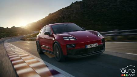 Porsche Introduces Electric Macan GTS for 2026