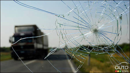 Can you Drive With a Cracked Windshield?