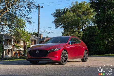 Mazda Still Committed to Manual Gearbox