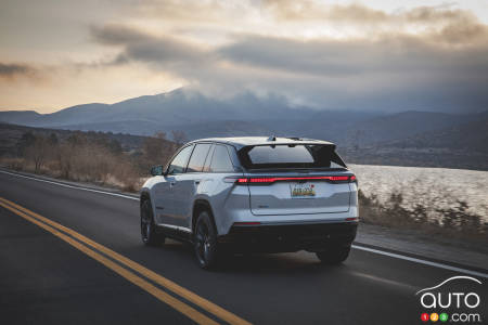 Jeep Wagoneer S Recalled for Loose Liftgate Hinge Covers