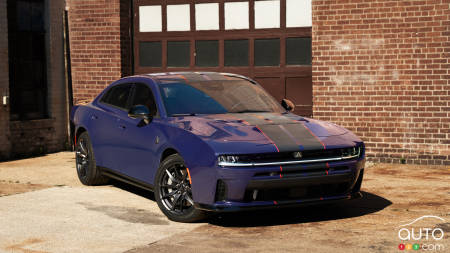 Pour ses 60 ans, la Dodge Charger est disponible en mauve