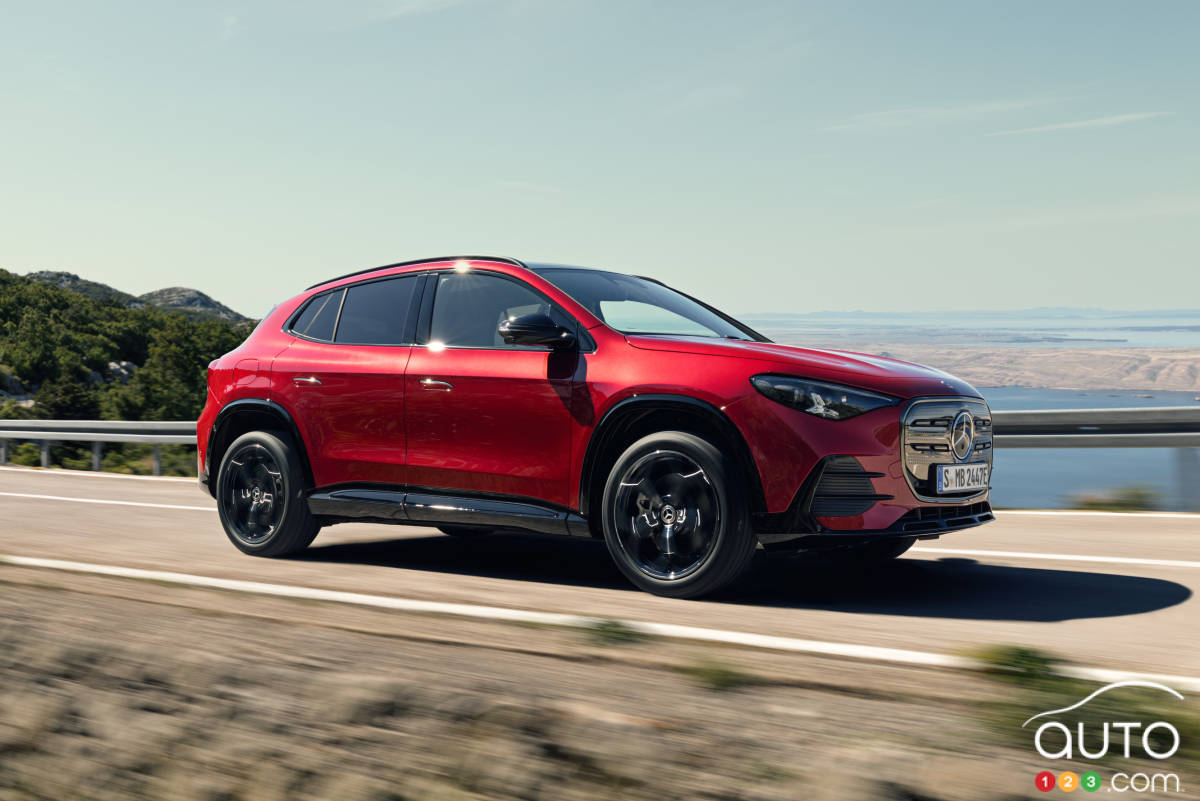 Mercedes-Benz Unveils Electric and Hybrid 2028 GLA