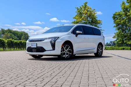 2027 Chrysler Pacifica First Drive: Little Changes Ahead of Bigger Ones
