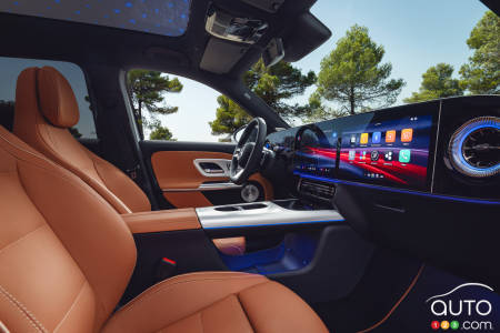 Mercedes-Benz Pledges Reversal on Physical Buttons