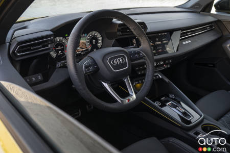 Audi A3 2025, volant, tableau de bord