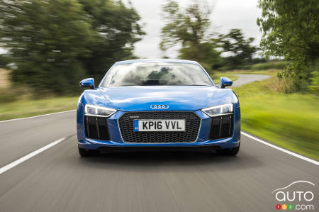 Audi R8 V10