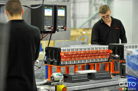 Battery pack for electric powertrain