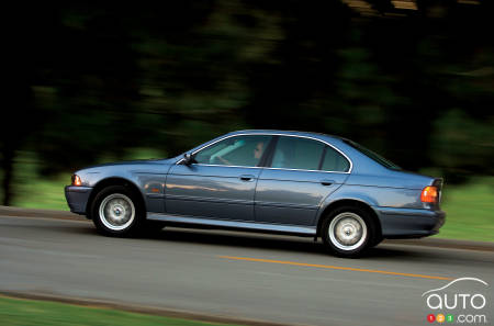 2001 BMW 525i