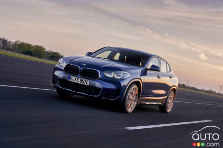 The 2023 BMW X2