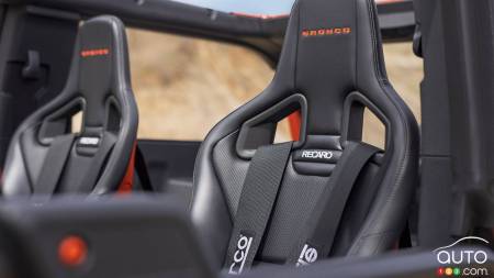 Bronco Off-Roadeo : Cliffhanger Project Vehicle, sièges Recaro