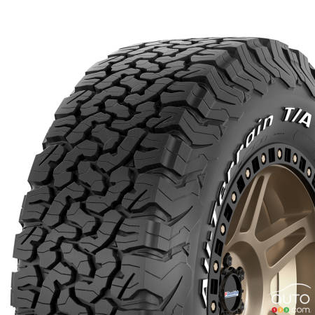 Tread of the BFGoodrich T/A K02 tire