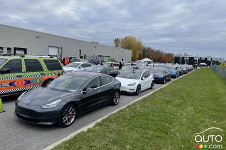 La parade de voitures électriques