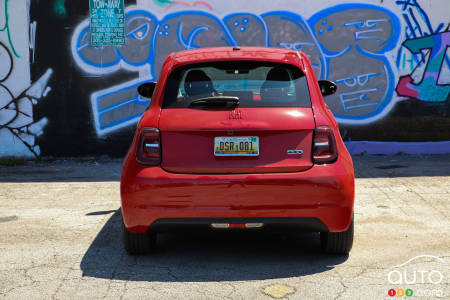 2024 Fiat 500e, rear