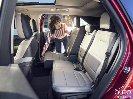 Ford Escape hybride 2020, deuxième rangée