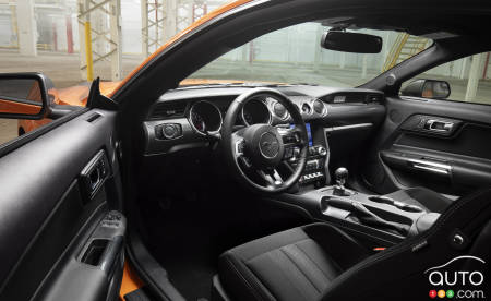 Ford Mustang EcoBoost HPP 2020, intérieur