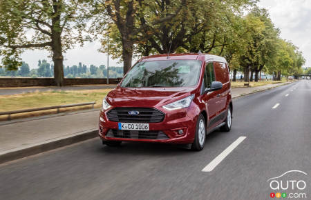 2021 Ford Transit Connect red