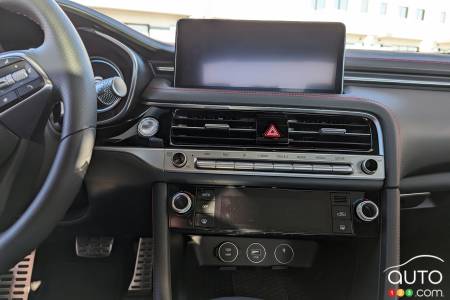 Touch screen of 2024 Genesis G70