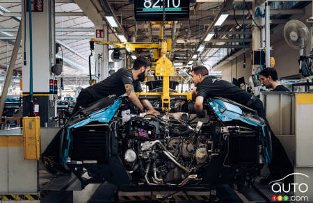 La dernière Lamborghini Aventador à l'assemblage, img. 1