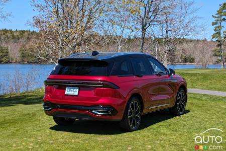 Lincoln Nautilus 2024, trois quarts arrière